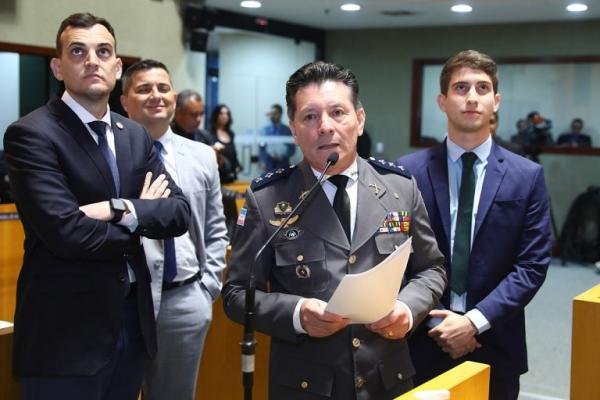 ES aprova projeto que proíbe mulher trans em competições femininas