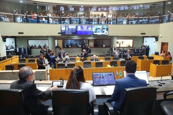 Novo auxílio-alimentação dos servidores do Estado é aprovado na Assembleia