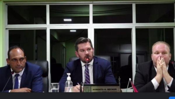 Efeito Assembleia: câmara do ES aumenta tíquete para R$ 1,2 mil