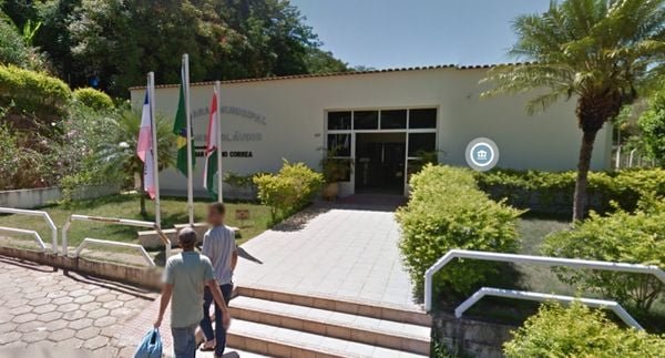 Vereadores de cidade do ES terão que devolver parte do salário