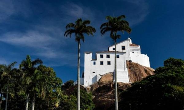 Convento da Penha: saiba mais sobre o cartão-postal do ES