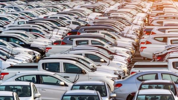 Governo anuncia redução de até 10,8% no preço do carro zero