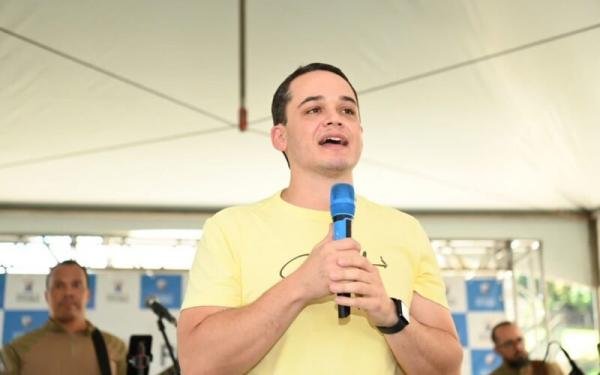 Prefeito veta aumento de salário de vereadores de Vitória