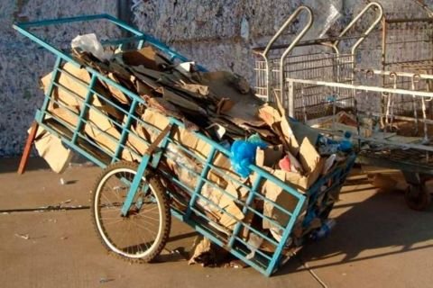 Catadores de recicláveis de Vila Velha receberão orientação jurídica