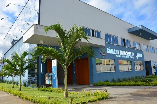 Projeto de lei que autoriza o empréstimo de R$ 300 milhões para a prefeitura de Linhares vai à votação hoje na Câmara de Linhares e gera críticas