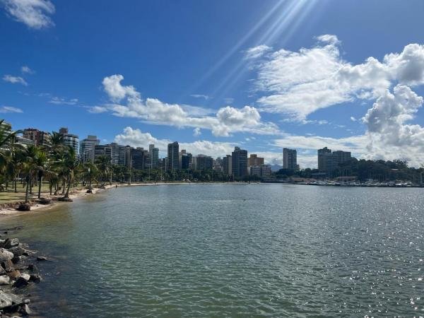 Primavera chega com calor: veja a previsão do tempo