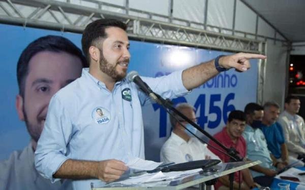 Defesa de Armandinho cita até Lula para tentar salvar mandato do vereador