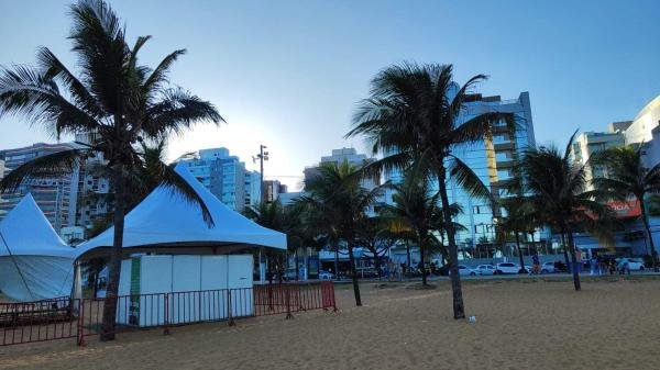 Adolescente é baleado no calçadão da Praia da Costa