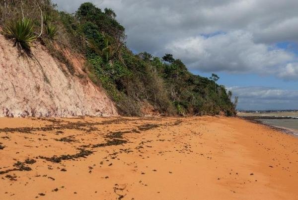 CAMPANHA PRAIA LIMPA CHEGA EM NOVA ALMEIDA