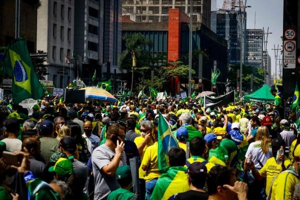 Deputados do ES devem ir a ato de Bolsonaro em São Paulo; veja quem são