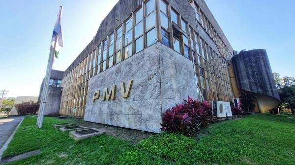 Prefeitura de Vitória anuncia reajuste salarial para servidores