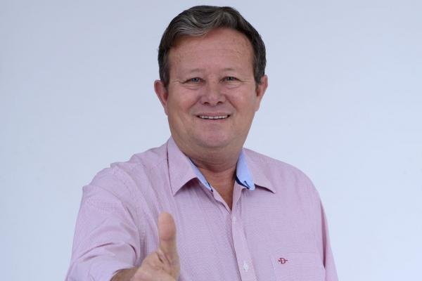 Prefeito eleito de Laranja da Terra é acusado de compra de votos