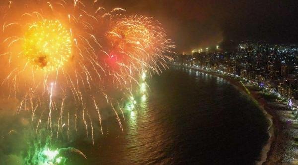 Réveillon em Vila Velha terá 14 minutos de fogos, 8 torres com iluminação e DJs