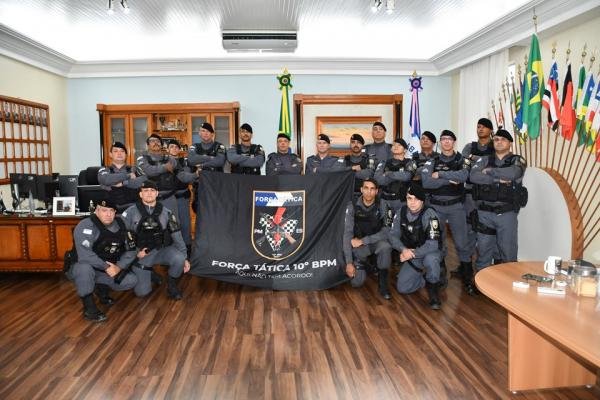 Força Tática do 10º Batalhão é recebida pelo comandante-geral da PMES