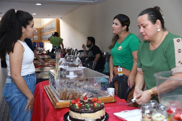 Feira do Dia dos Namorados funciona até sexta