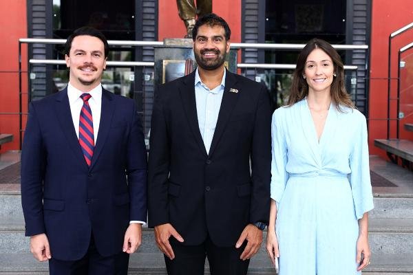 Assembleia recebe visita do cônsul-geral da Grã-Bretanha