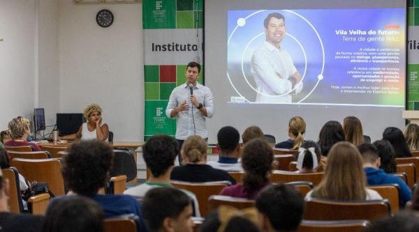​Prefeito de  Vila Velha, destaca evolução e futuro promissor de Vila Velha em palestra no Ifes