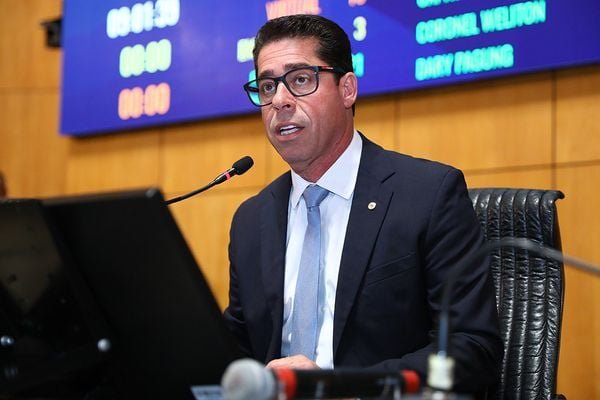 Marcelo Santos critica secretários do ES por suposto uso da máquina pública