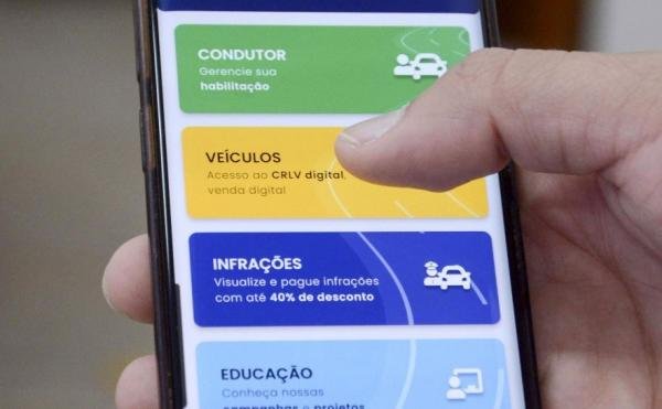 Detran|ES passa a aceitar assinaturas digitais para transferência de veículos