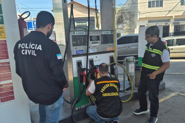 Operação interdita bombas de combustíveis em postos