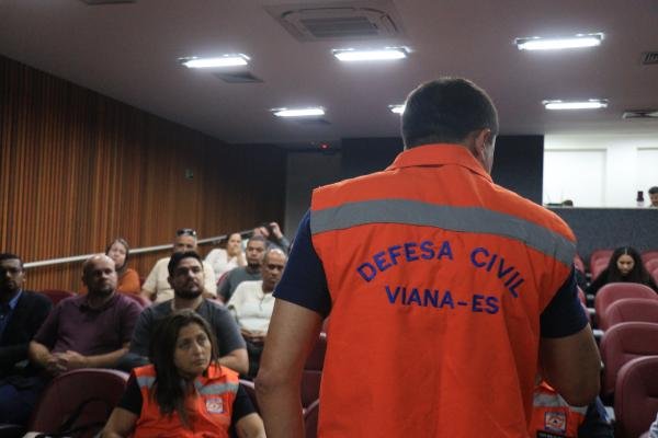 Viana apresenta plano de contingência para prevenção de desastres ambientais em audiência pública