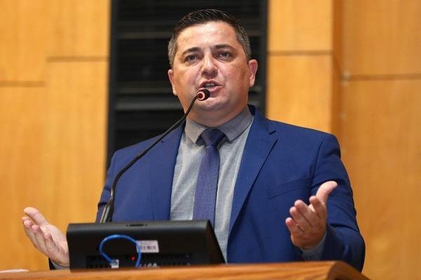 Callegari insiste em candidatura a senador e vai mudar de partido