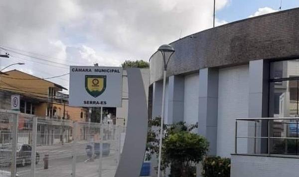 Quatro vereadores da Serra são denunciados por corrupção e podem ser afastados