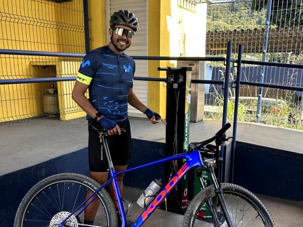 Novidade em  Viana, Bike Fix: Prefeitura de Viana instala totem de reparos para bicicletas