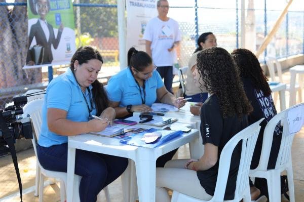 Agência do Trabalhador abre mais de 1.200 oportunidades de emprego