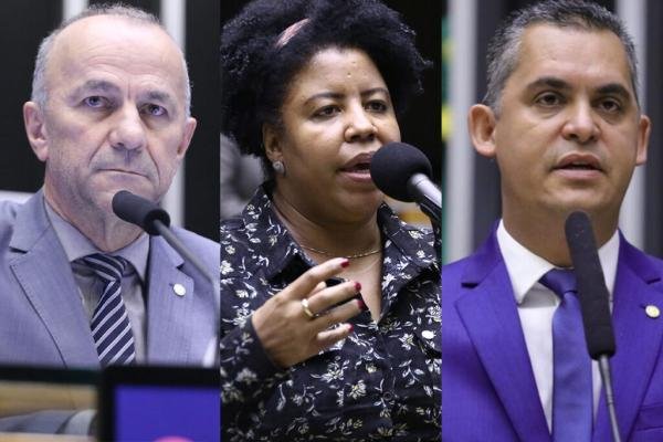 Apenas três deputados federais capixabas votaram contra a PEC da Blindagem