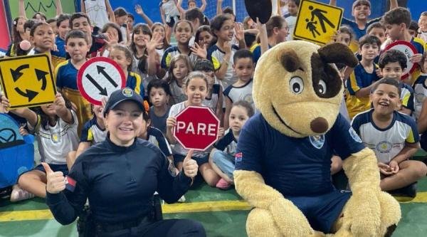 Semana Nacional de Trânsito conta com palestras educativas nas escolas