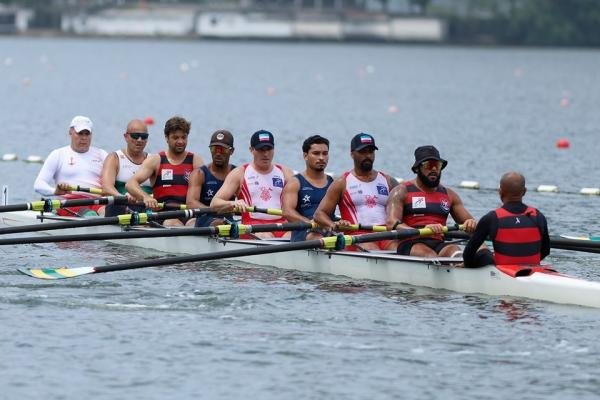 Remadores capixabas conquistam medalha de prata no Campeonato Brasileiro Interclubes de Barcos Longos