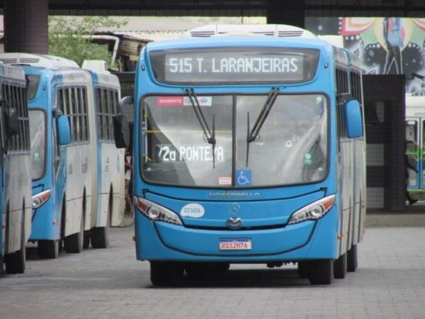 Transcol terá programação especial de ônibus para Réveillon