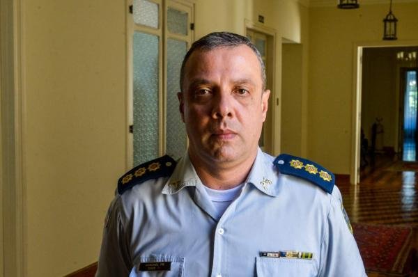 Renato Casagrande muda comando da Polícia Militar